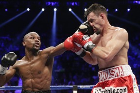 特斯·冯·迪克：全能型中场，支撑南非队进攻与防守的平衡，冯斯特拉克家族