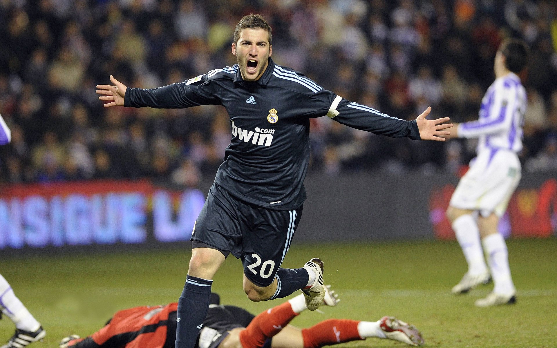 巴西队在南美预赛中领先，晋级几乎板上钉钉